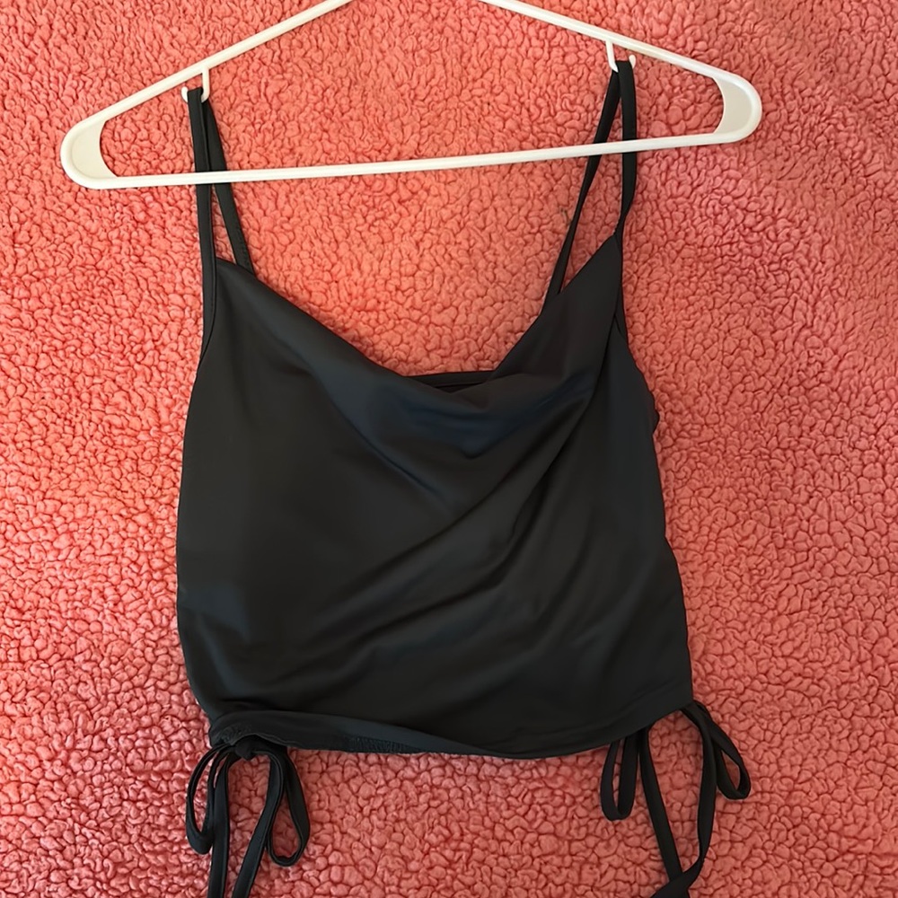 Women’s green top
